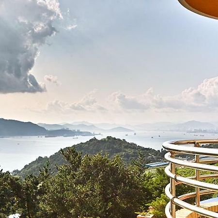 Gung Pension Namhae Luaran gambar