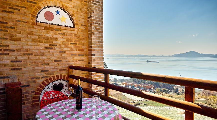 Gung Pension Namhae Luaran gambar