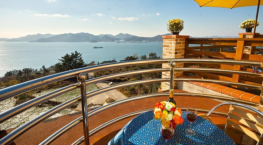 Gung Pension Namhae Luaran gambar